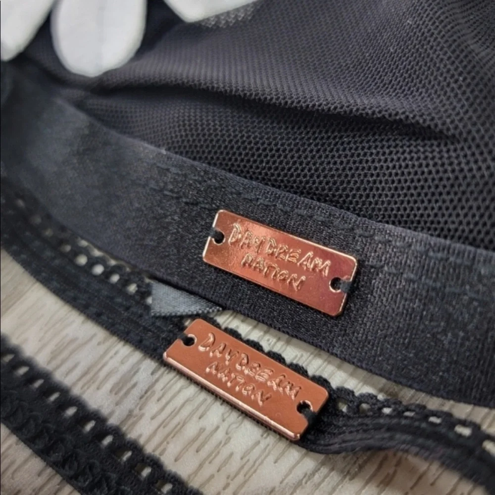 Daisy Bra/underwear SET NWT - Picture 5 of 6